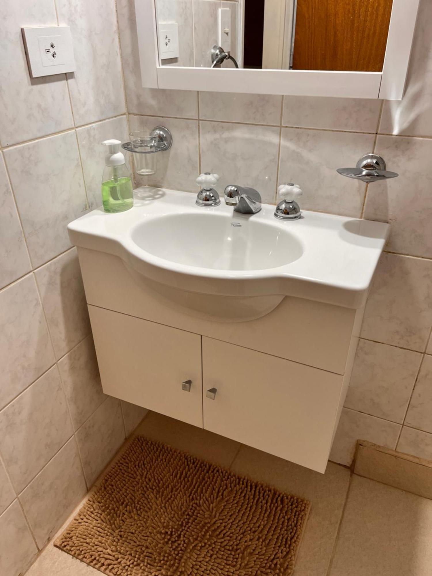 Calido Y Amplio En Recoleta A 100mts Av Cordoba Y Callao Apartamento