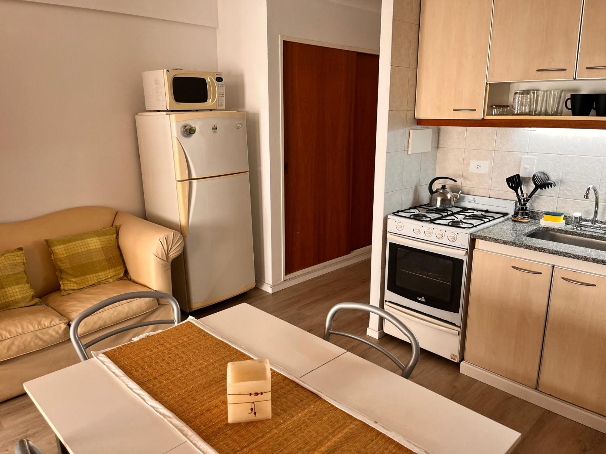 Calido Y Amplio En Recoleta A 100mts Av Cordoba Y Callao Apartamento *